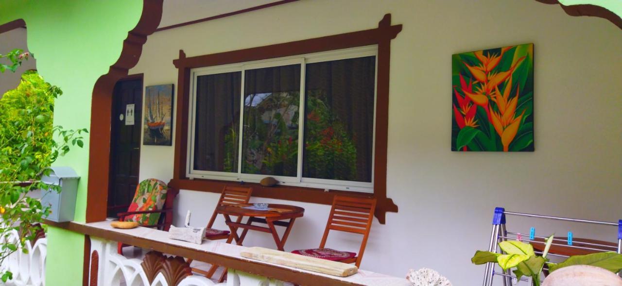 Dan Zoranz Self Catering Guest House لا ديج المظهر الخارجي الصورة