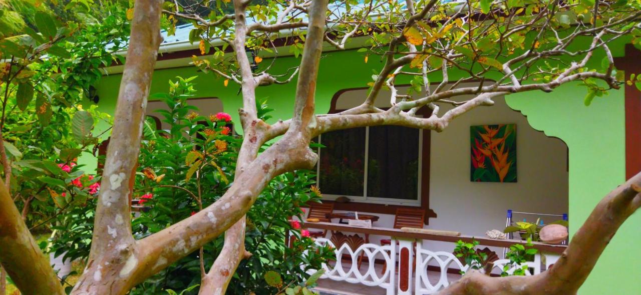 Dan Zoranz Self Catering Guest House لا ديج المظهر الخارجي الصورة
