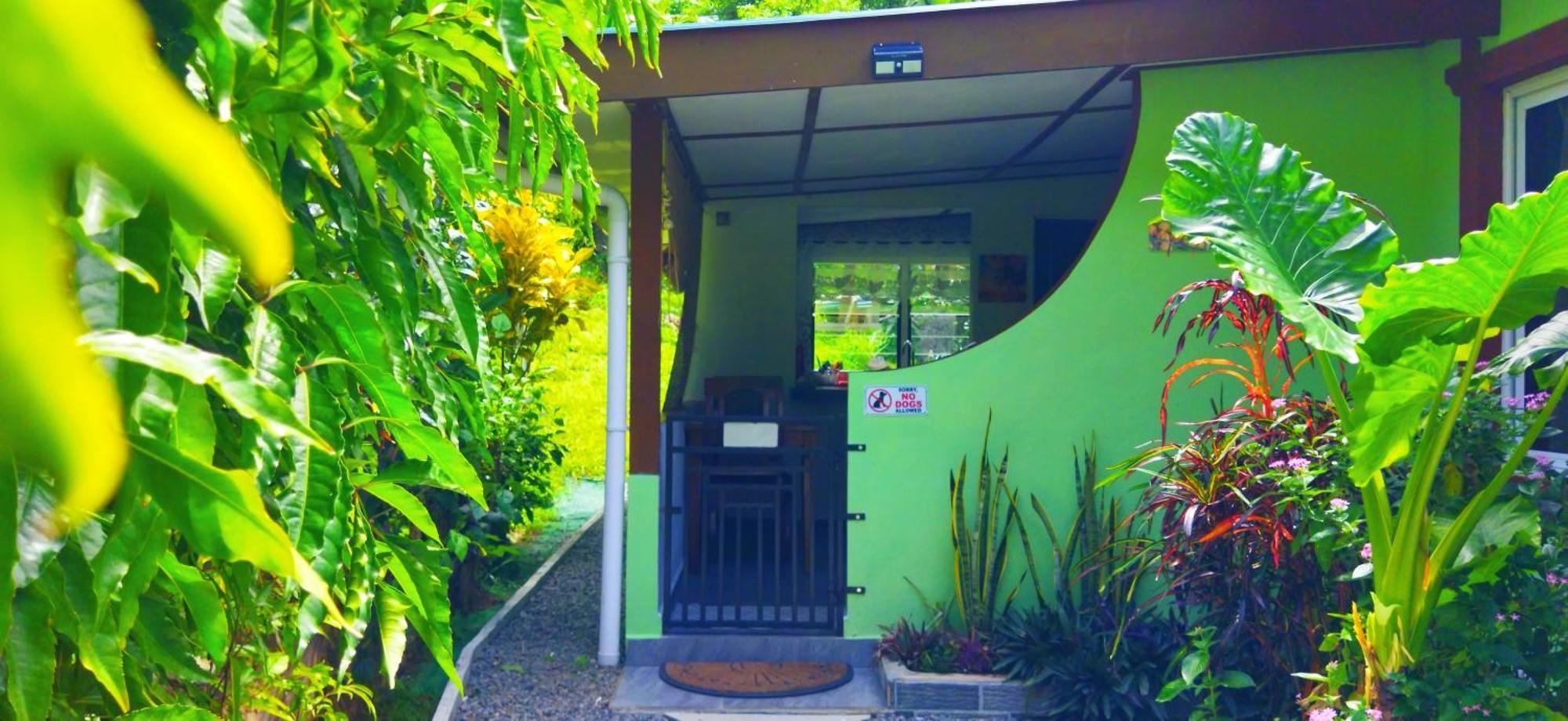 Dan Zoranz Self Catering Guest House لا ديج المظهر الخارجي الصورة